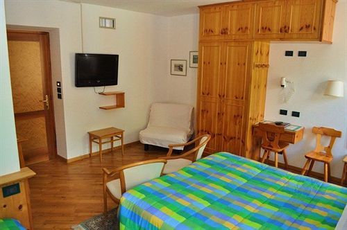 Laurino Hotell Moena Exteriör bild